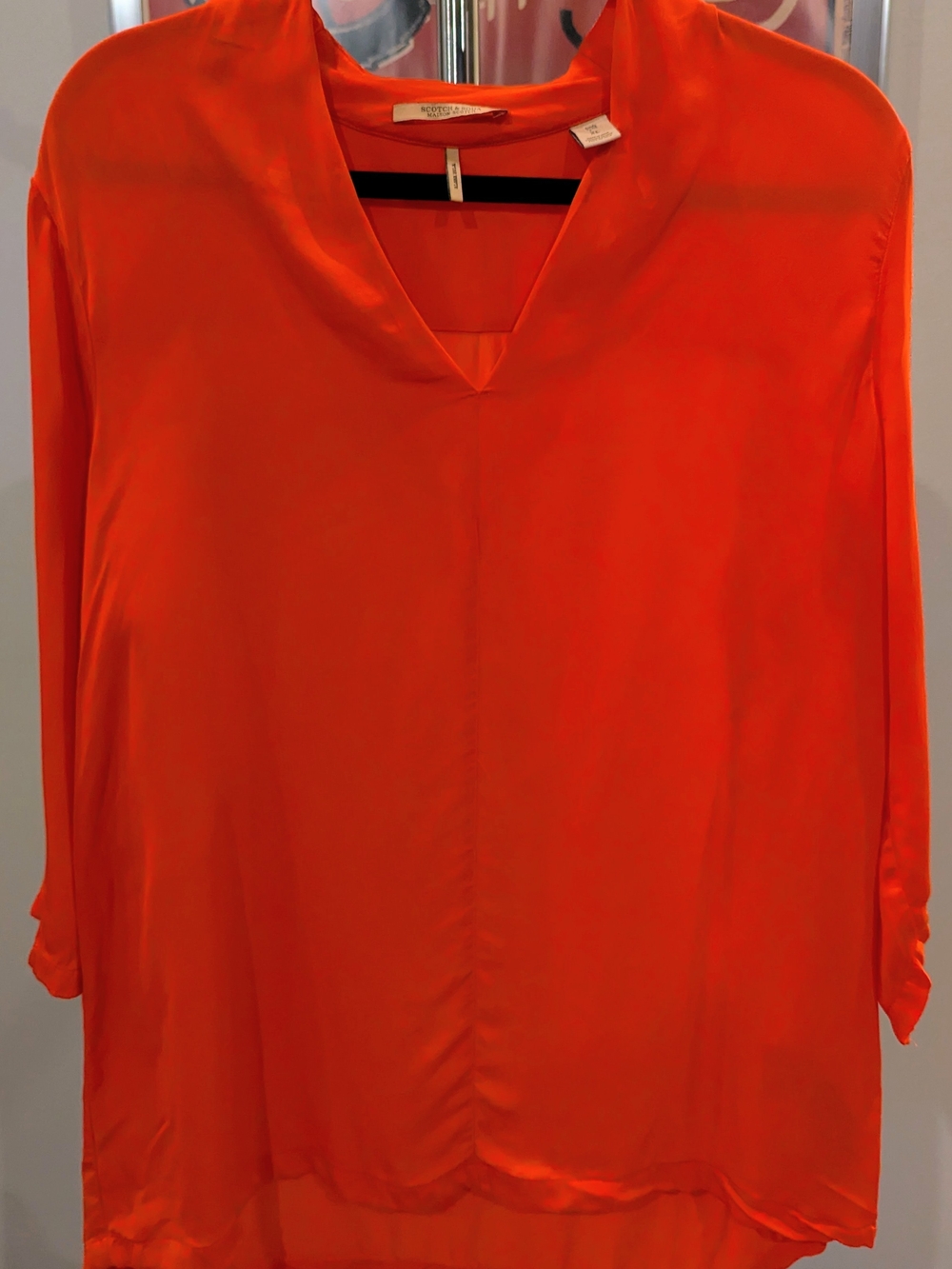 $25 Scotch & Soda - Size XL - Neon Orange Aloha Hula VNeck Blouse Size XL EUC